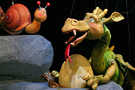 Drache und Küken Figurentheater Lübeck