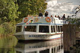 Wakenitz Schifffahrt Quandt in Lübeck